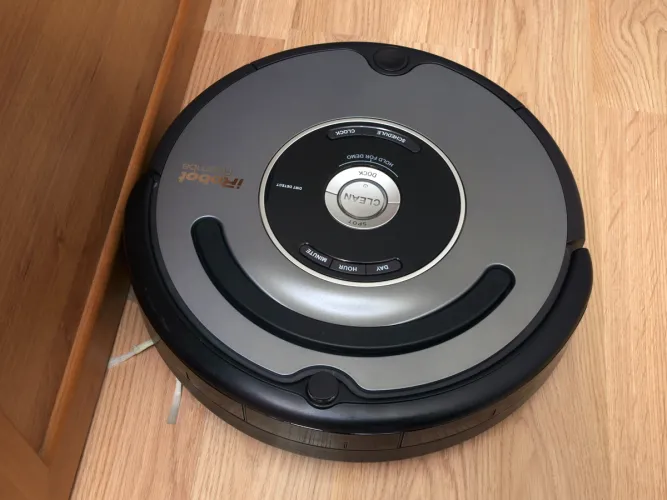 iRobot Roomba 560