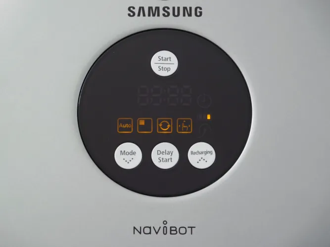 Samsung Navibot SR8845 kezelőpanel