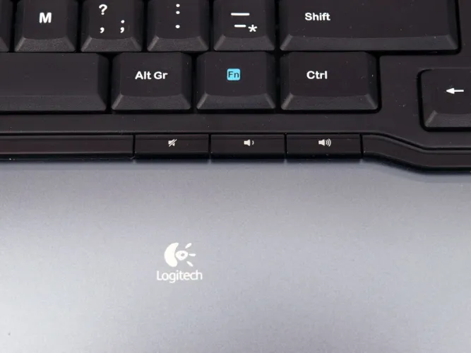 Logitech Cordless Desktop S520