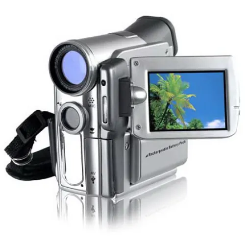 Hasonló dizájn, ugyanolyan szemét belső