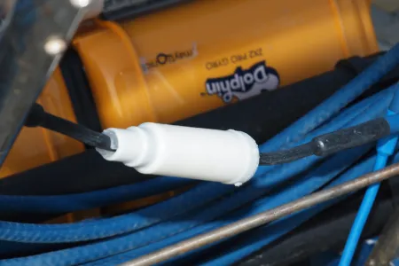 forgó kábelcsatlakozás, hogy a kábel sose gubancolódjon össze